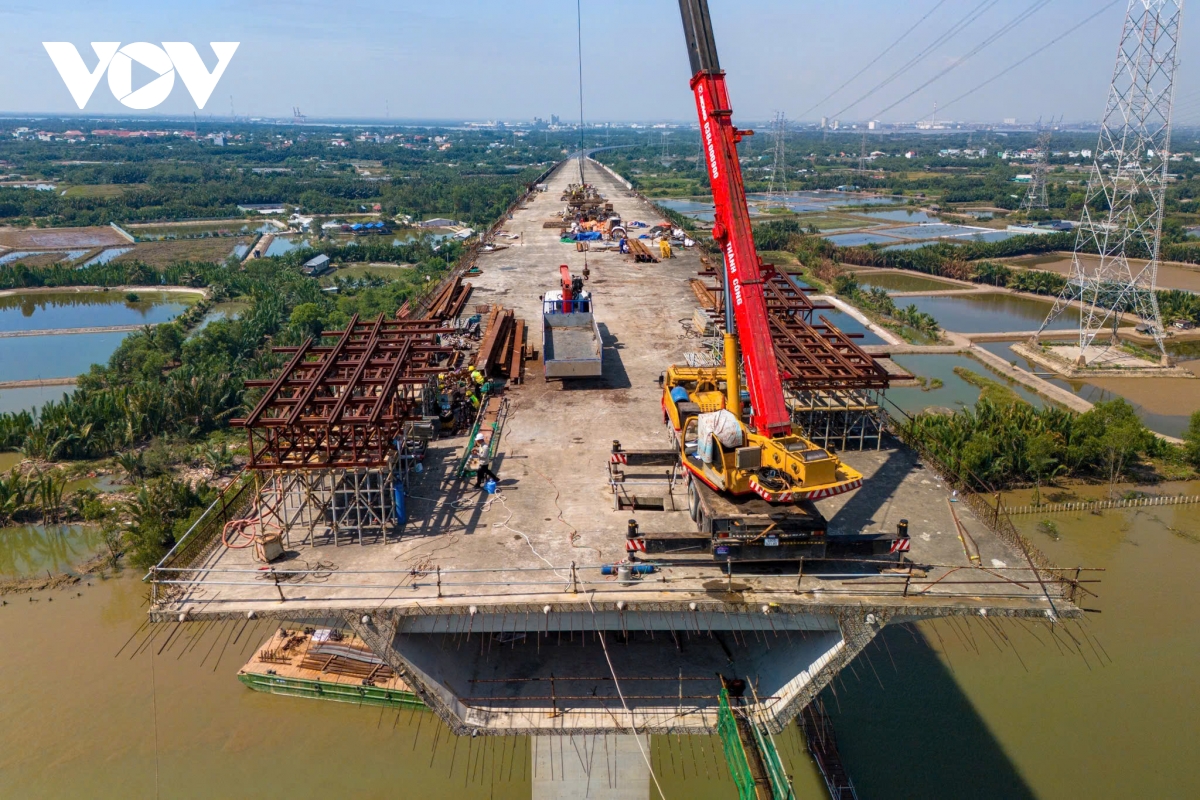 Đồng bộ giải pháp “hạ nhiệt” giá vật liệu, đảm bảo tiến độ dự án trọng điểm