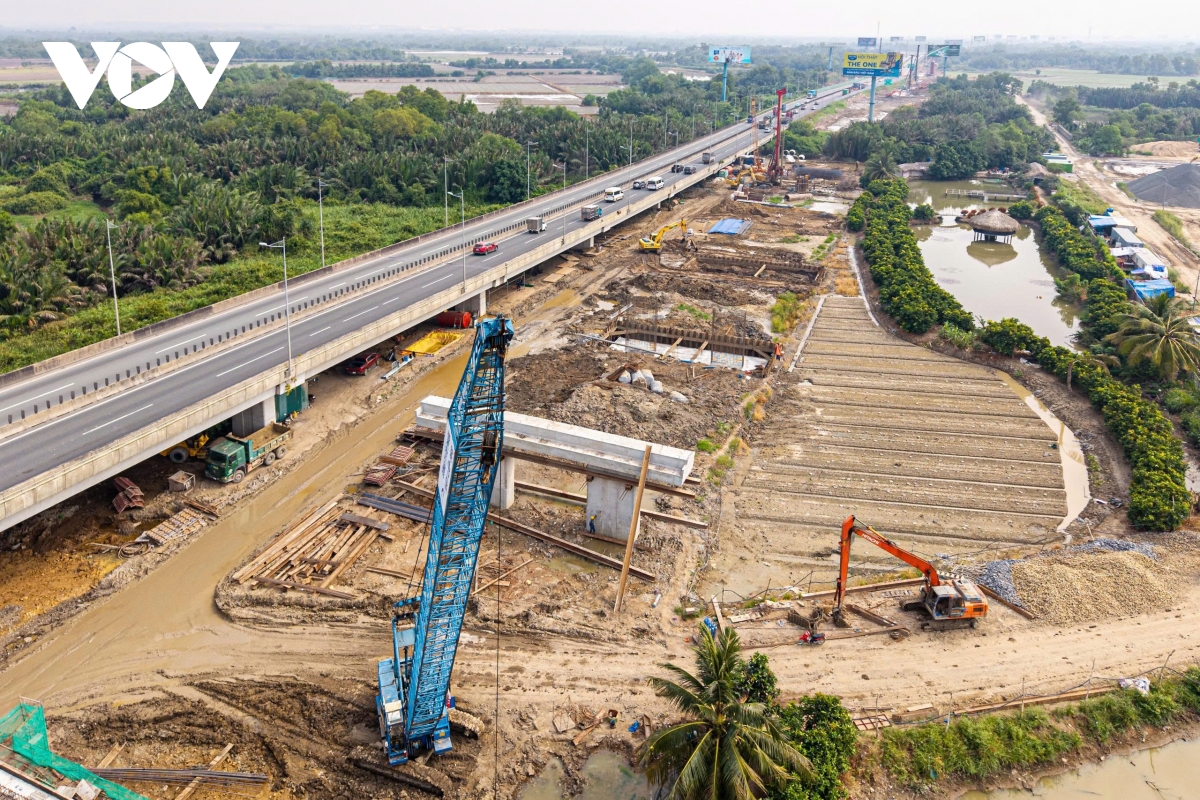 thi truong vat lieu leo thang chong mat dau hieu thao tung khien du an lao dao hinh anh 1