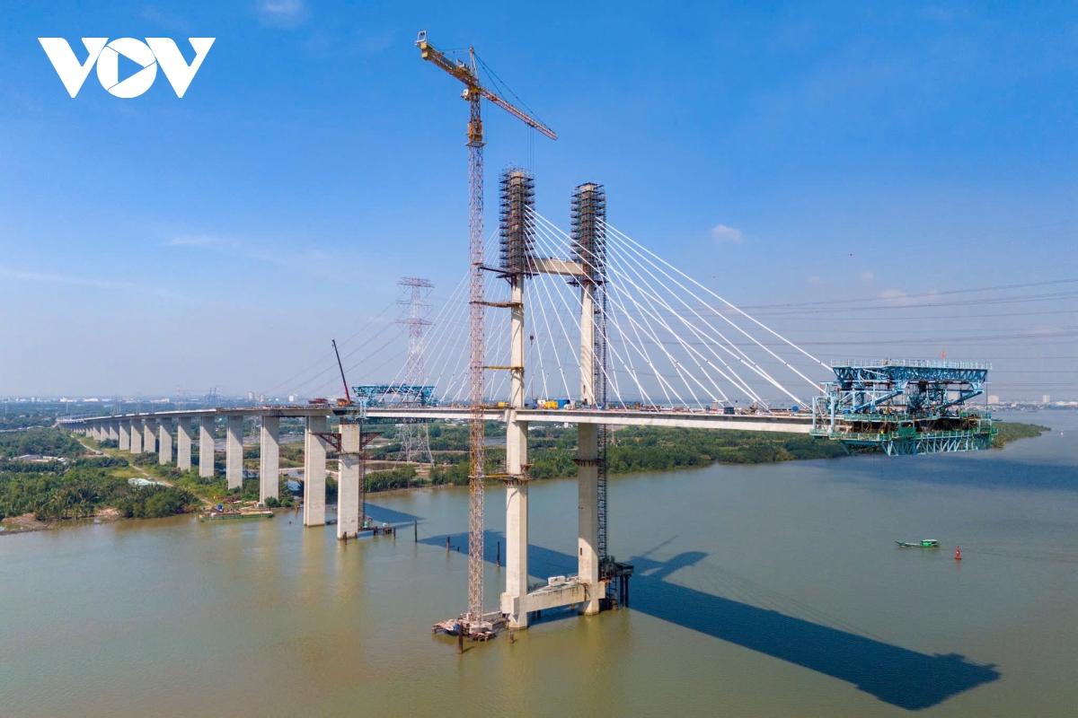 thi truong vat lieu leo thang chong mat dau hieu thao tung khien du an lao dao hinh anh 4