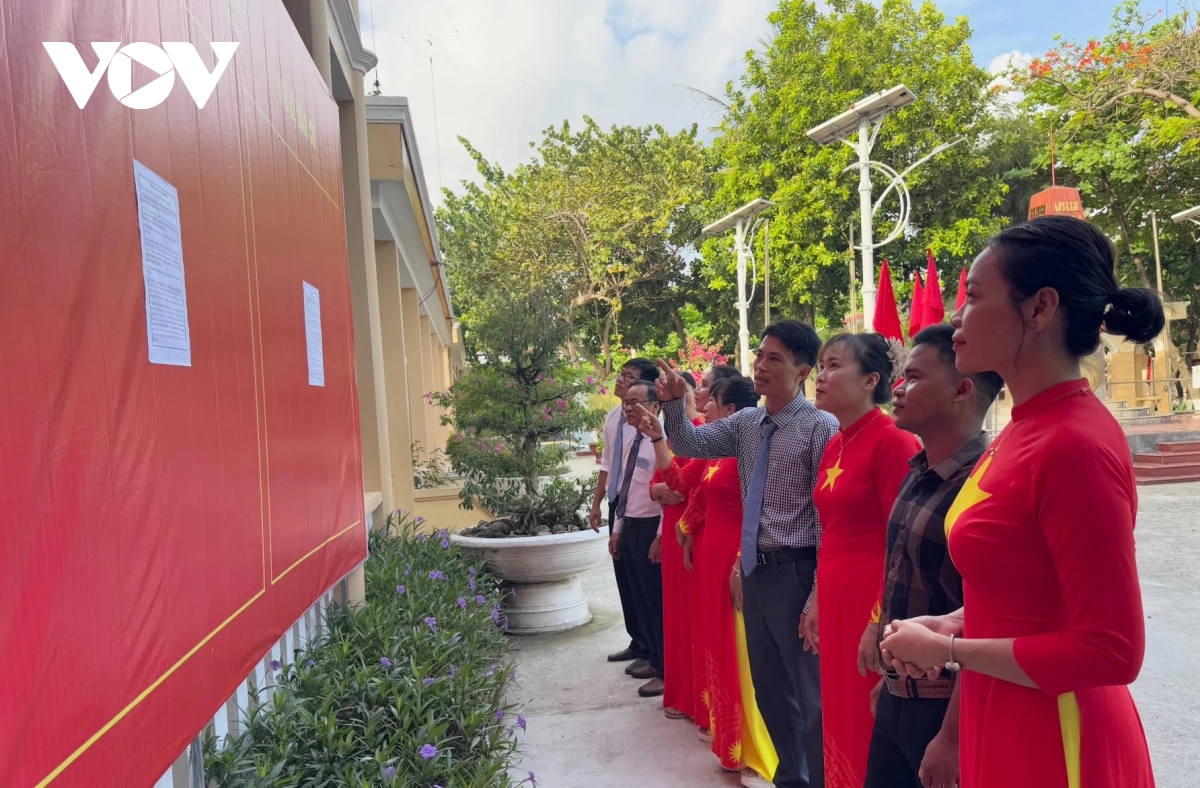 Dac khu truong sa bau cu som dai bieu quoc hoi va hDnd cac cap hinh anh 1