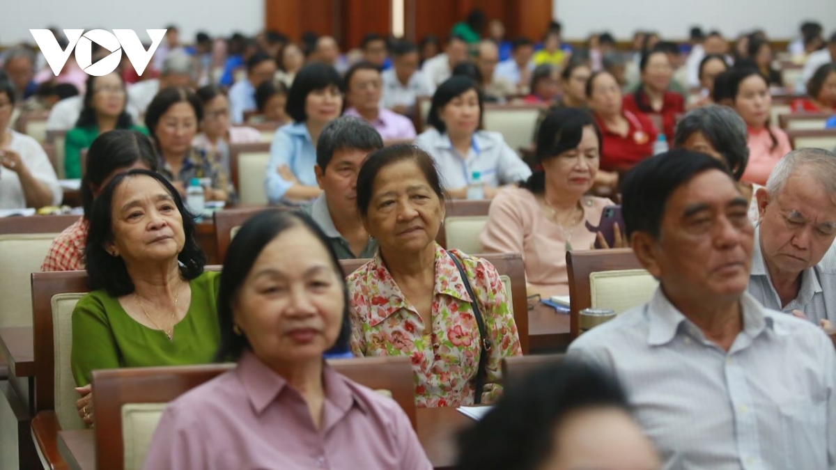 cu tri tp.hcm ky vong dai bieu dan cu noi di doi voi lam hinh anh 1