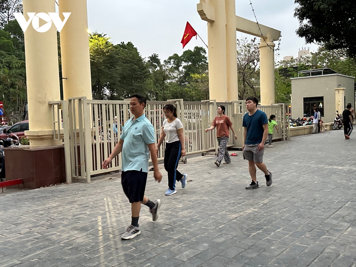 cong vien o ha noi thay ao moi , mo loi cho nhip song xanh hinh anh 1