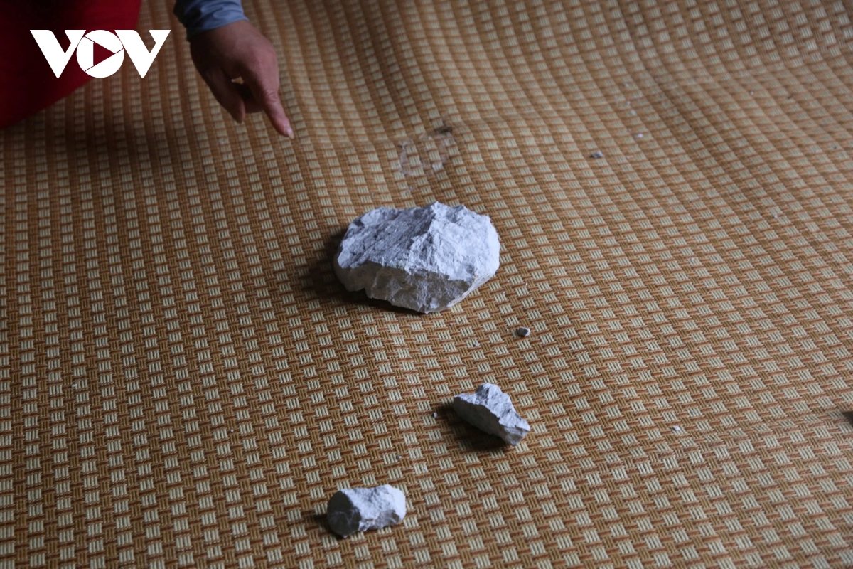 doanh nghiep no min khai thac da lam hong nha dan o quang tri hinh anh 2