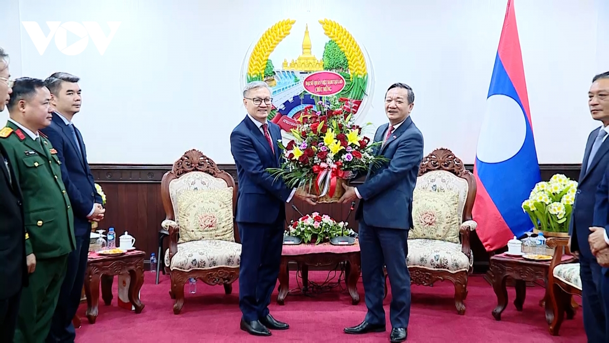 viet nam chuc mung cac lanh dao cap cao lao hinh anh 1