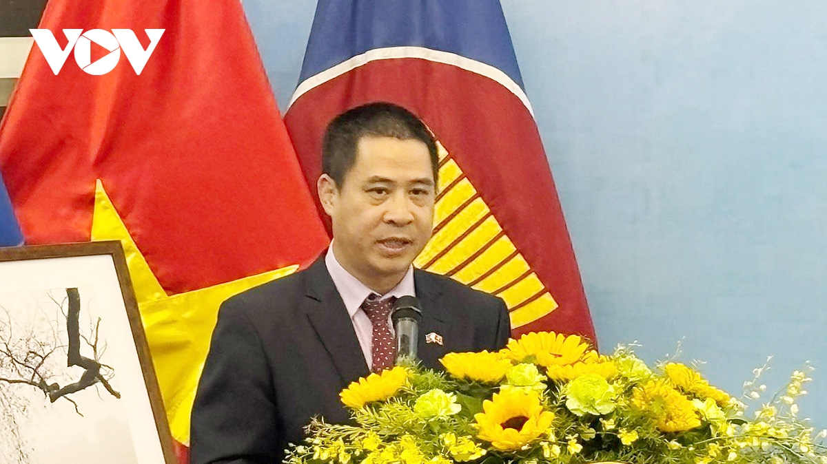 50 nam quan he viet nam - philippines sac mau viet nam tai manila hinh anh 1