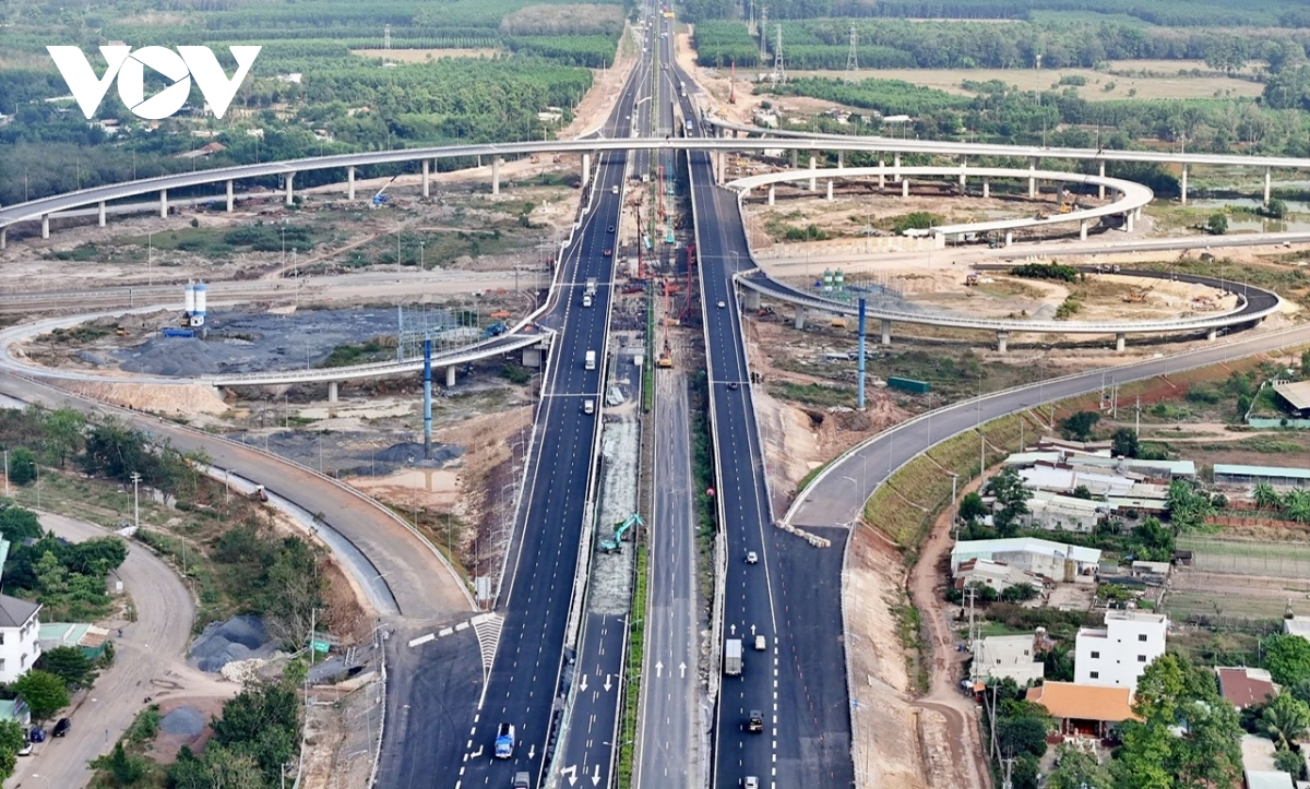 Sân bay Long Thành vận hành, du lịch Đồng Nai không thể đi lối cũ