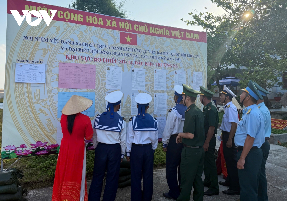 tong kiem tra cong tac bau cu tai dao truong sa, tinh khanh hoa hinh anh 4