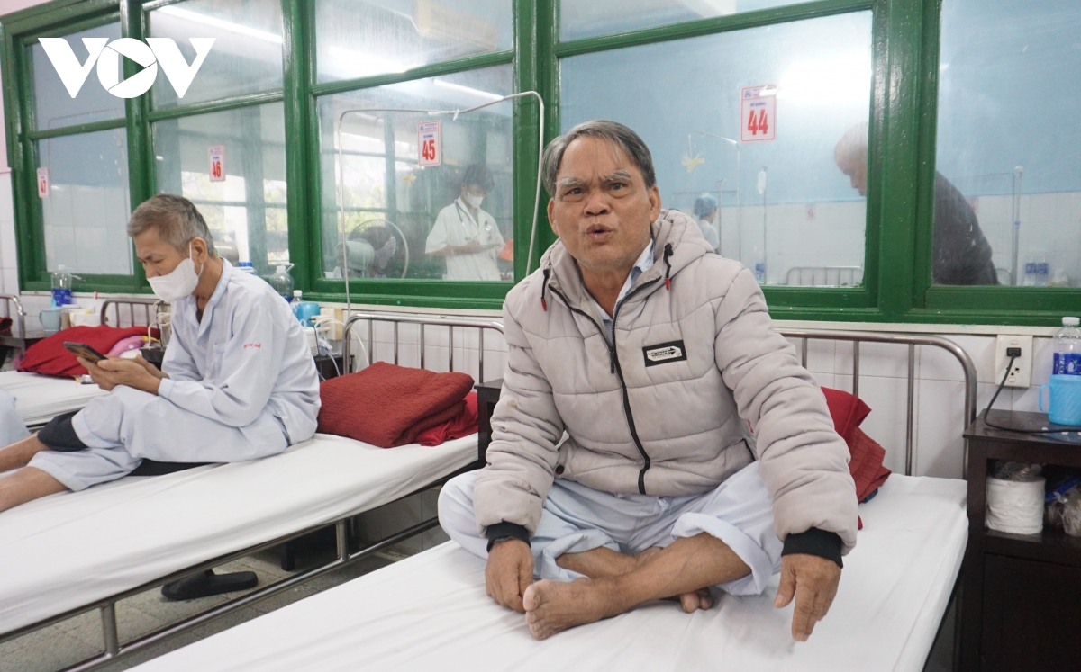 Diem bo phieu dac biet cho benh nhan va nguoi nha o hue hinh anh 1