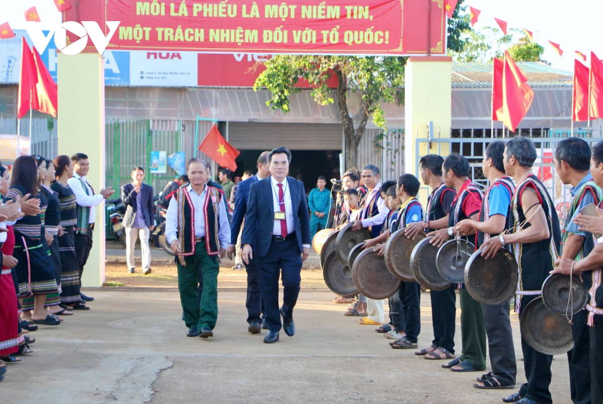 tuong thuat truc tiep ngay hoi toan dan 15 3 2026 hinh anh 238