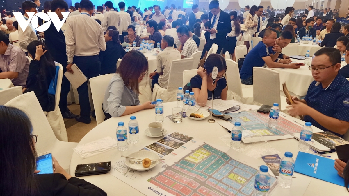 nguoi dan tp.hcm mong moi giai quyet bai toan nha o gia phu hop hinh anh 1