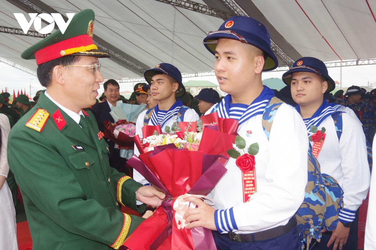 tuoi tre ca nuoc no nuc len duong nhap ngu hinh anh 6