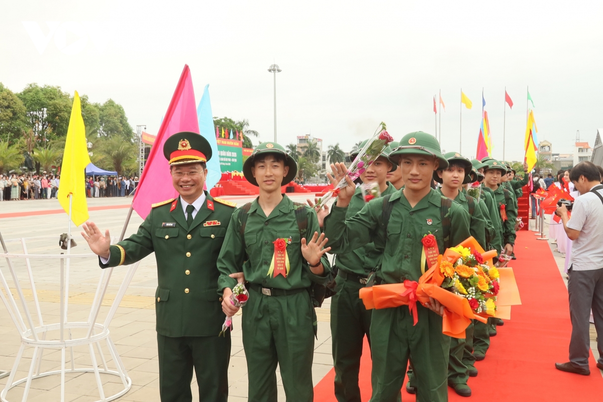 tuoi tre hang hai nhap ngu, chat luong tan binh nang cao hinh anh 44