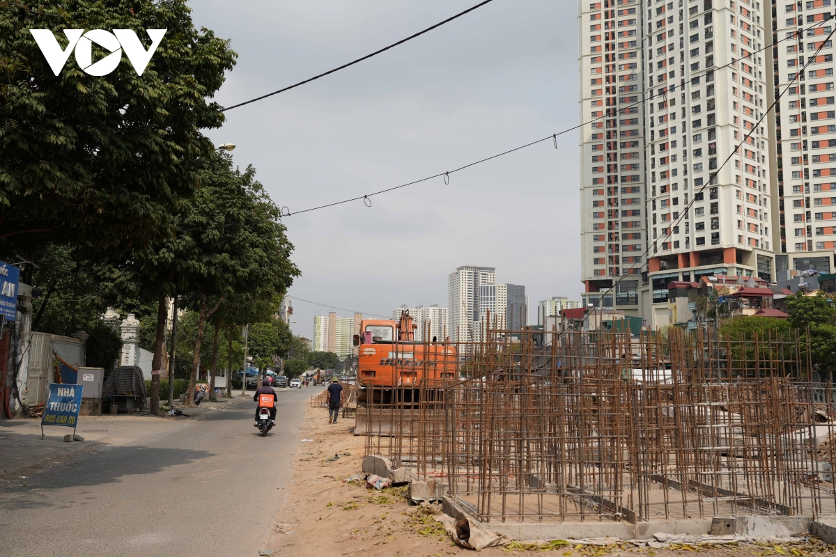 tiem an nhieu nguy co mat an toan khi thi cong du an kenh la khe hinh anh 9