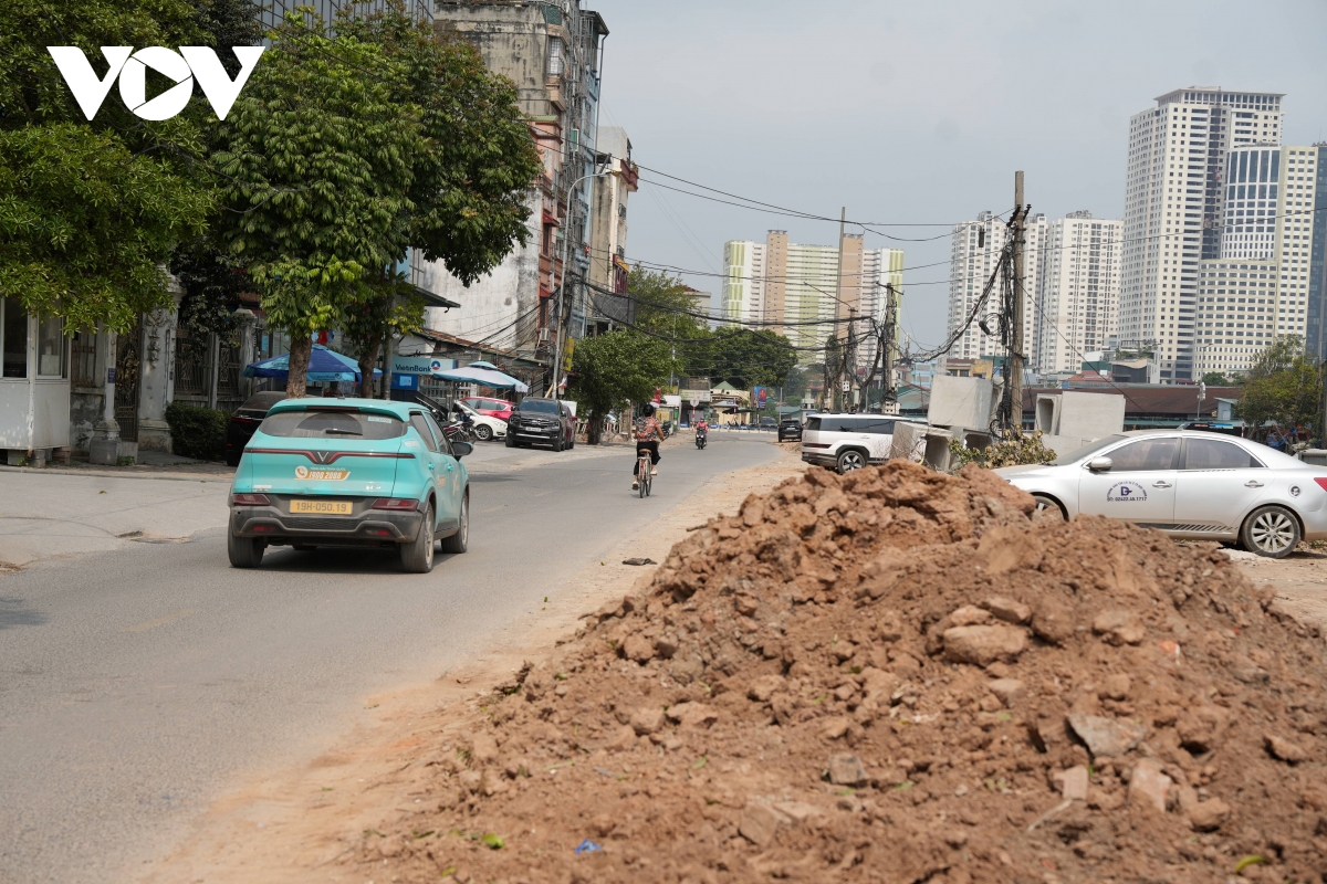 tiem an nhieu nguy co mat an toan khi thi cong du an kenh la khe hinh anh 10