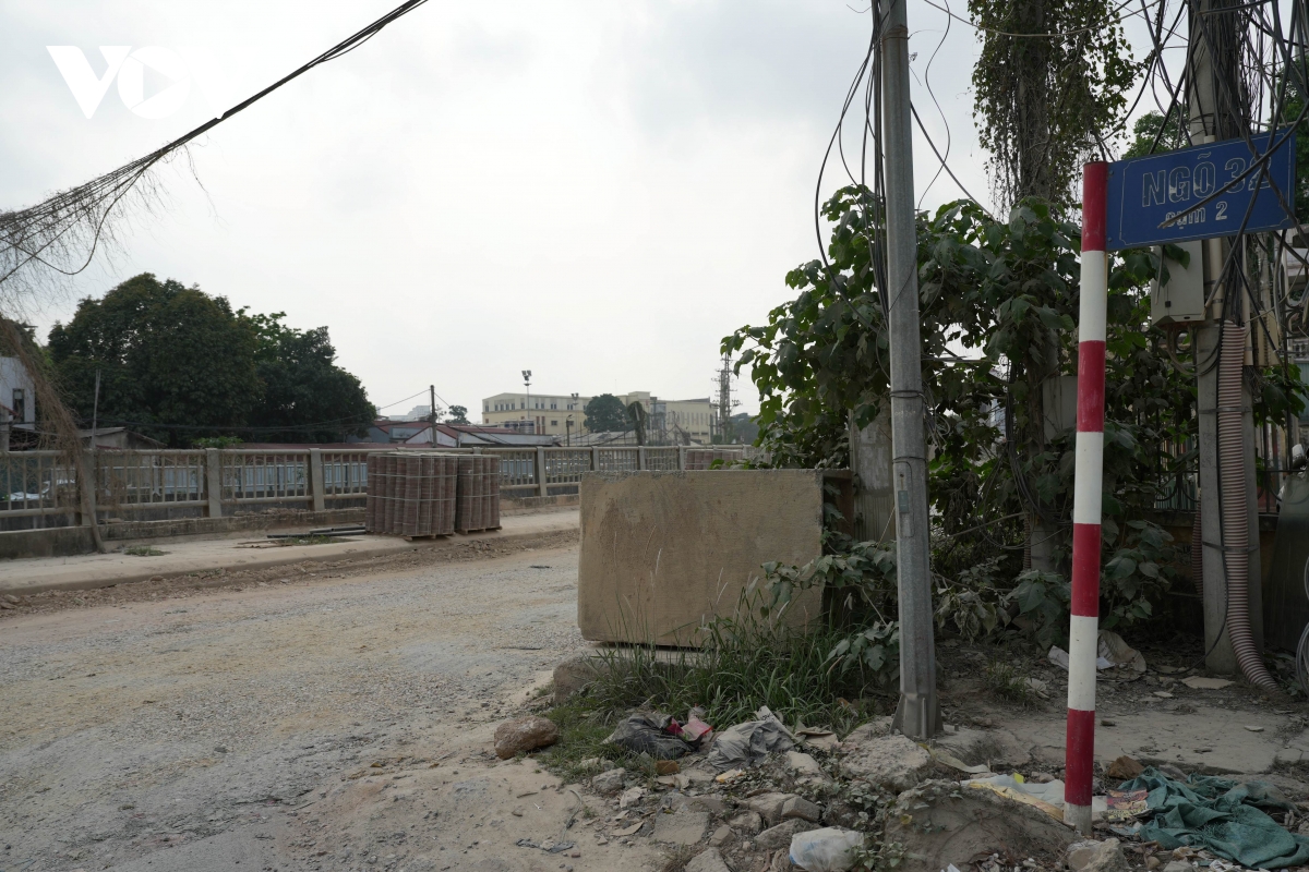 tiem an nhieu nguy co mat an toan khi thi cong du an kenh la khe hinh anh 16