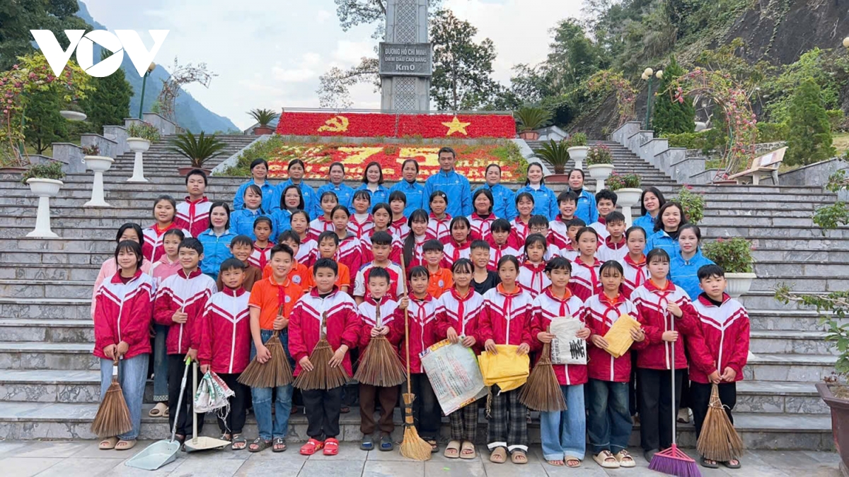 Học và làm theo lời Bác ở quê hương cội nguồn Cách mạng Cao Bằng