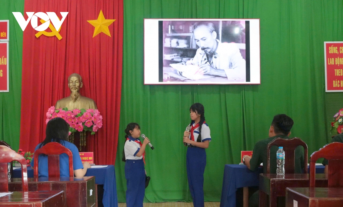 hoi thi ke chuyen ve bac, boi dap ban linh the he tre noi bien gioi an giang hinh anh 5