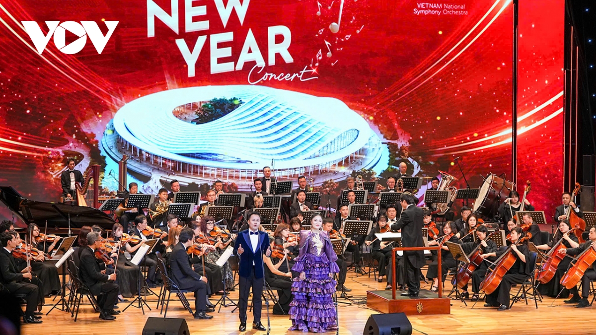 Phó Thủ tướng Mai Văn Chính dự khai trương Nhà hát Hoa Phượng, Hải Phòng