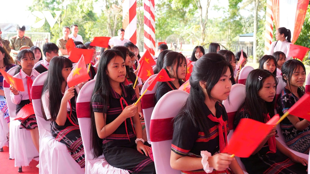 cap nhat Dong loat khoi cong cac truong noi tru tai khu vuc bien gioi dat lien hinh anh 18