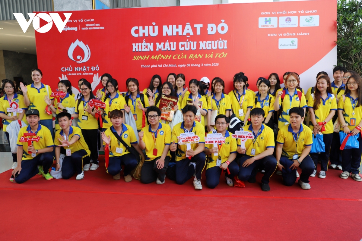 chu nhat Do 2026 thu hut dong dao sinh vien tp.hcm tinh nguyen hien mau hinh anh 3