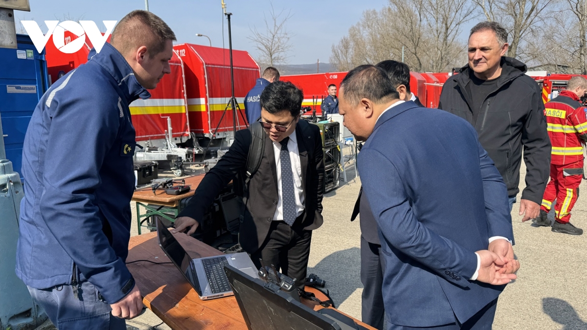 Việt Nam - Slovakia: Nghiên cứu chuyển giao công nghệ sản xuất phương tiện PCCC