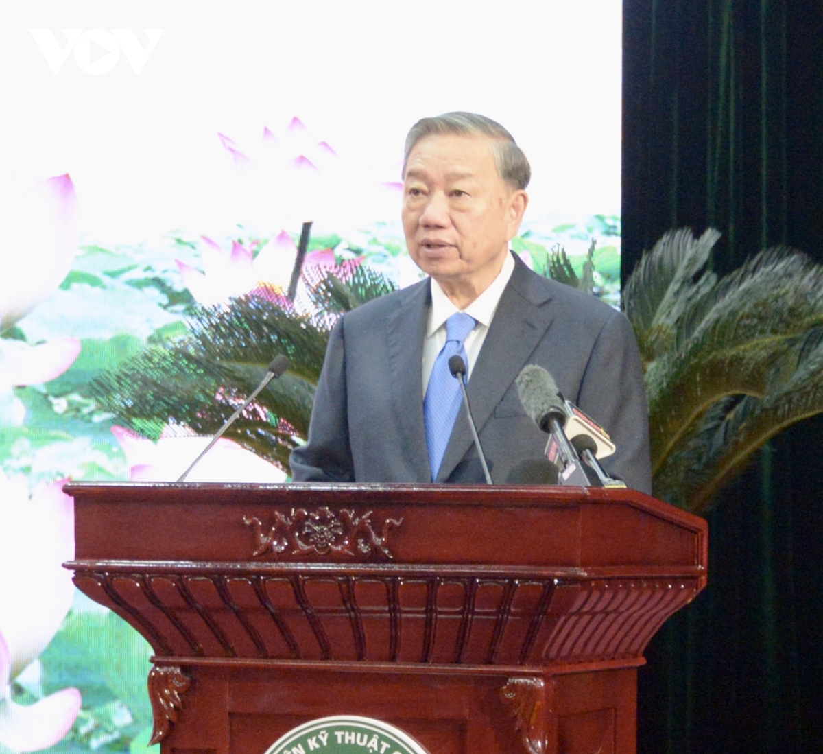 tong bi thu xay dung hoc vien thanh truong dai hoc nghien cuu trong diem quoc gia hinh anh 3