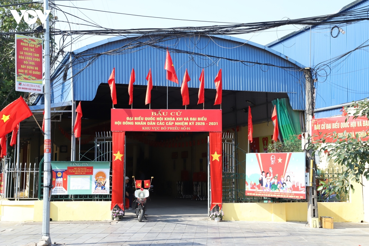 ninh binh ron rang khi the huong toi ngay bau cu hinh anh 12