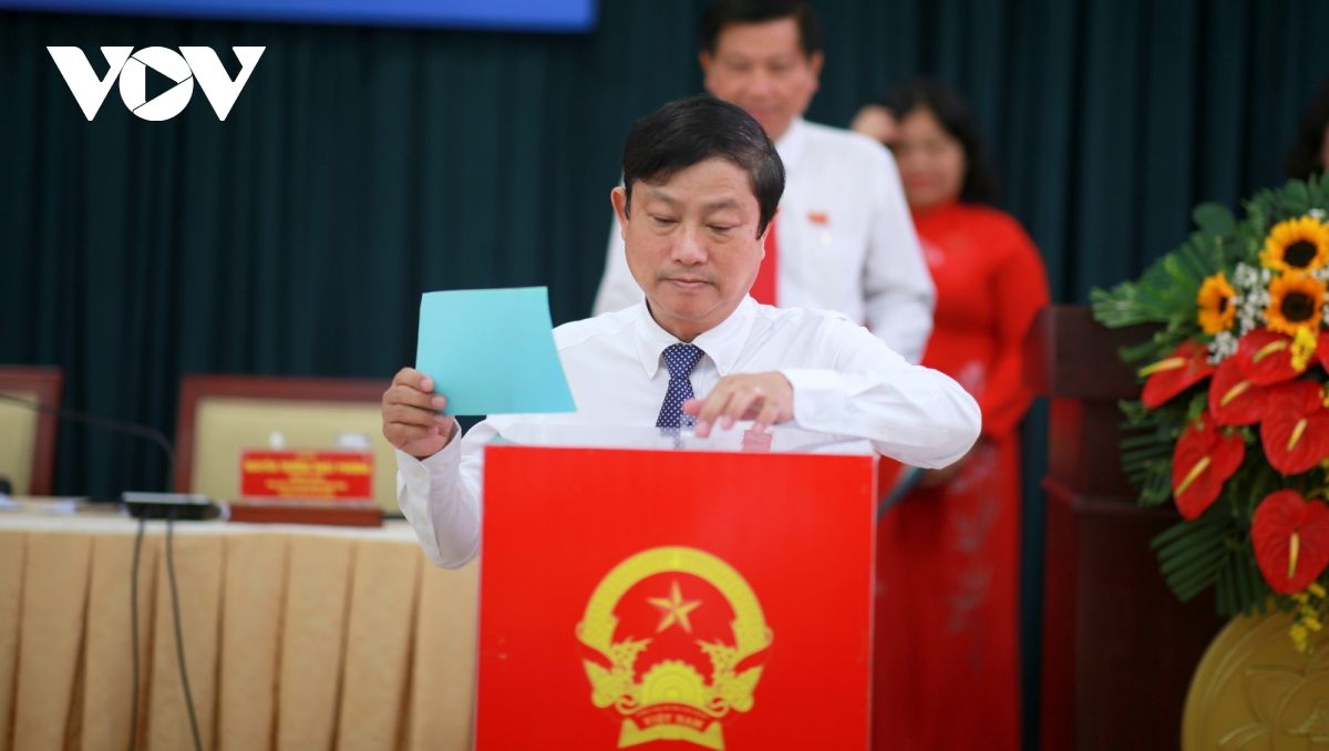 bau chu tich ubnd tp.hcm tai ky hop ngay 30 3 hinh anh 1