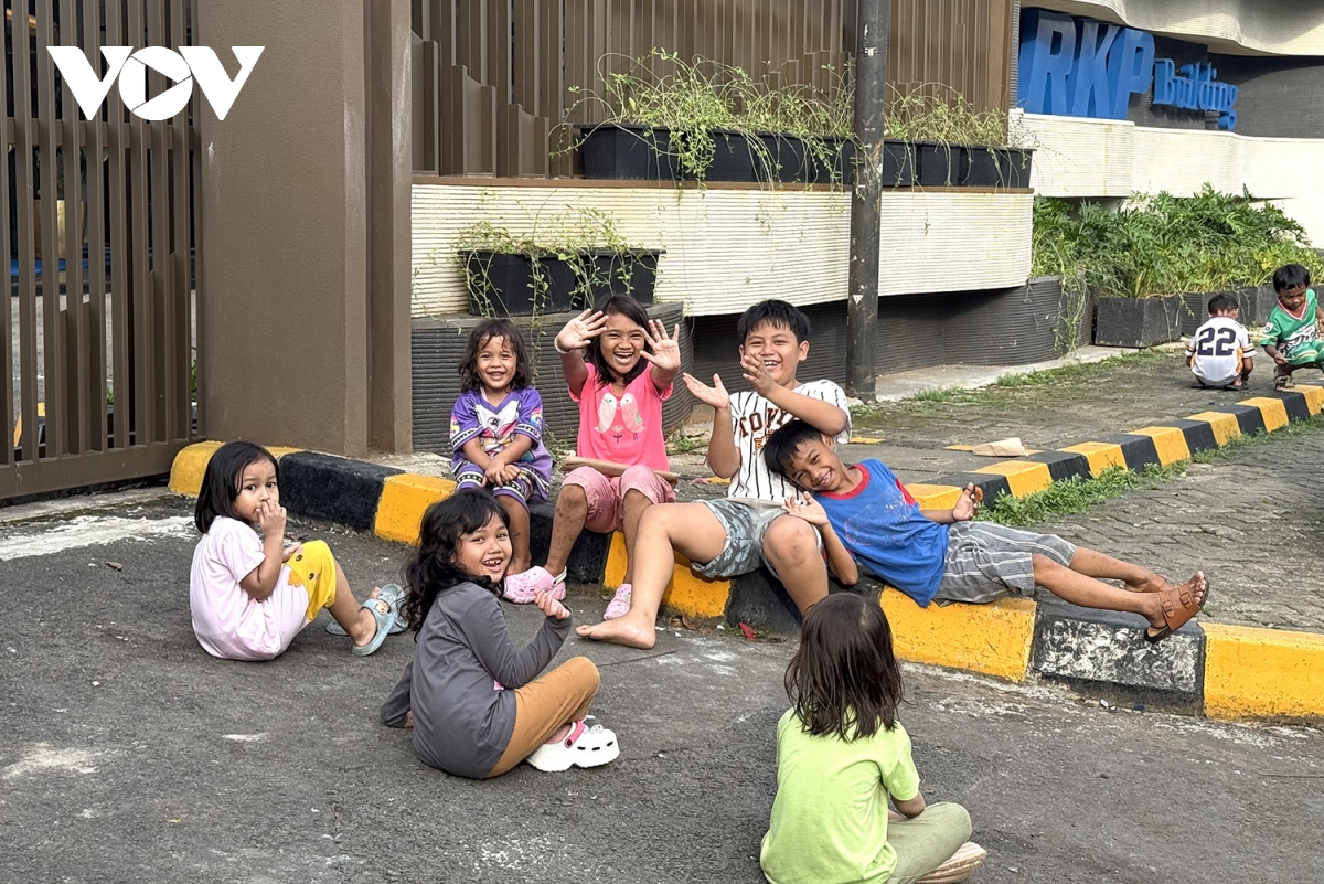 lenh han che mang xa hoi cho tre em duoi 16 tuoi bat dau co hieu luc tai indonesia hinh anh 1