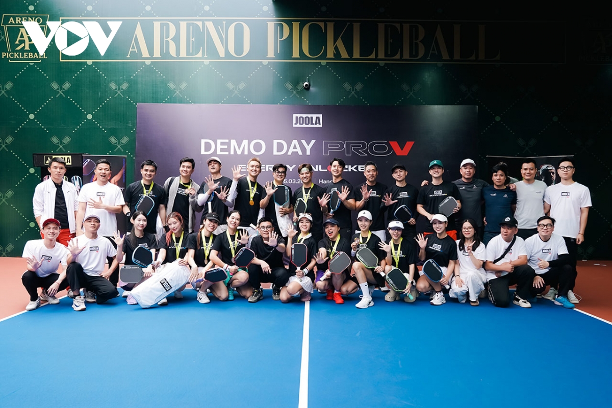 ra mat dong vot pickleball voi thong diep giai phong nang luong tu cong nghe hinh anh 9