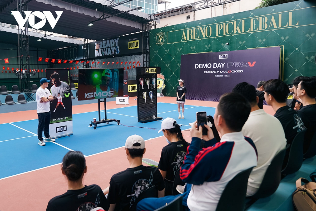 ra mat dong vot pickleball voi thong diep giai phong nang luong tu cong nghe hinh anh 1