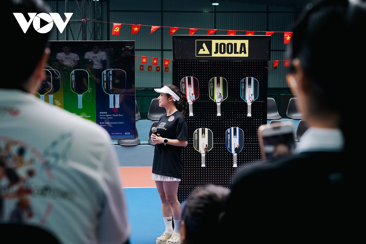 ra mat dong vot pickleball voi thong diep giai phong nang luong tu cong nghe hinh anh 3