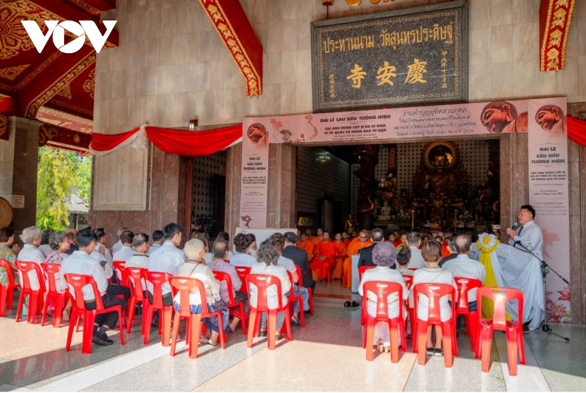 kieu bao thai lan tri an cac anh hung liet sy hinh anh 3