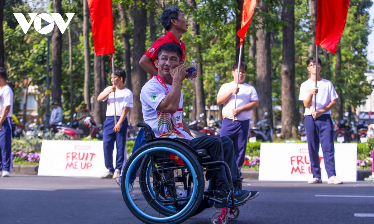 6.000 nguoi tai tp.hcm tham du ngay chay olympic vi suc khoe toan dan hinh anh 3