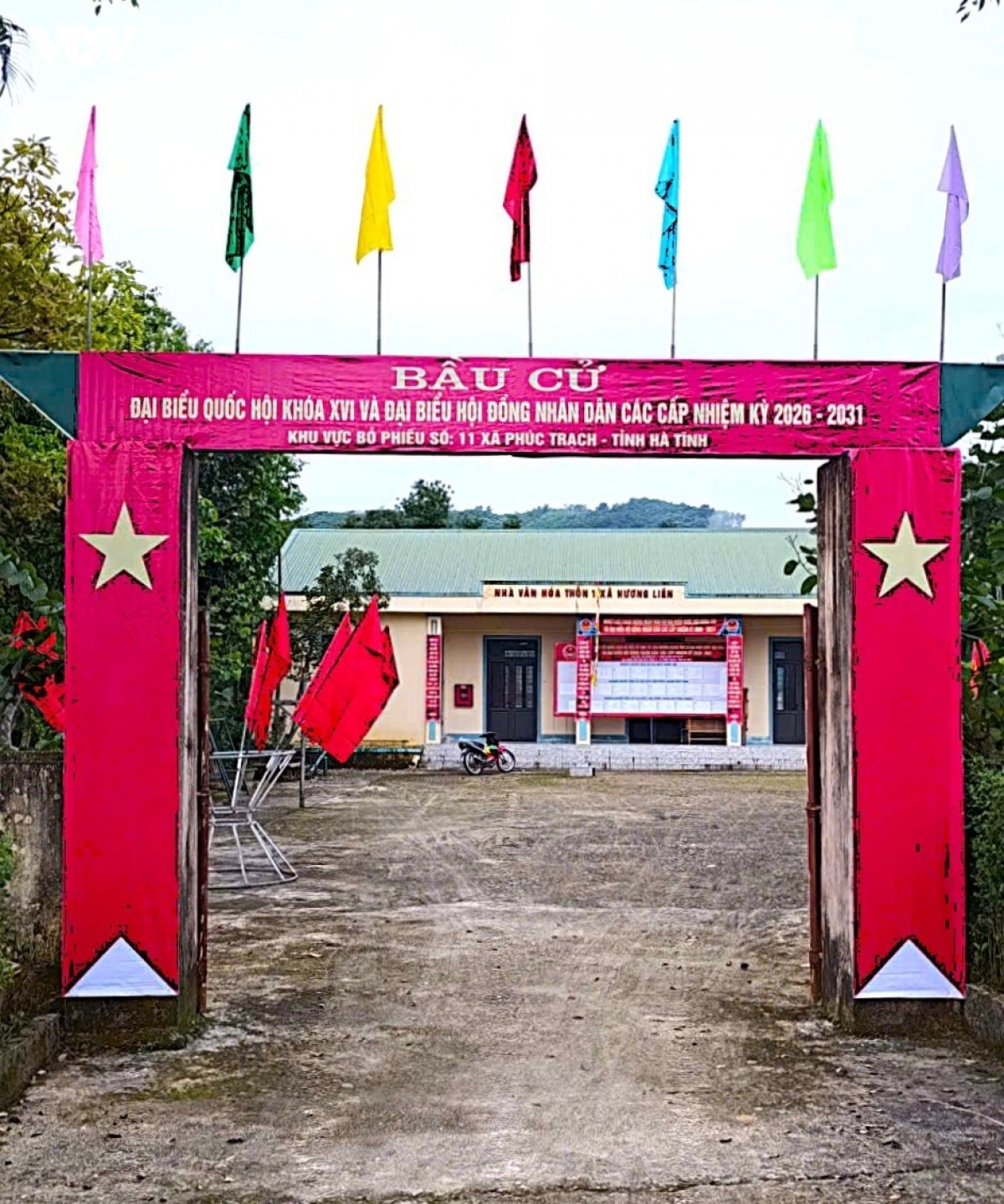 niem tin cua dong bao chut duoi chan nui giang man hinh anh 3