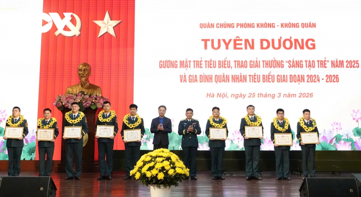 lan toa nhung dien hinh tieu bieu cua tuoi tre phong khong - khong quan hinh anh 4