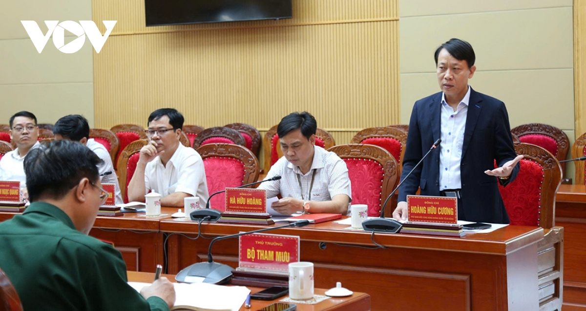 quan khu 5 lam viec voi cang hkqt Da nang ve quan ly thiet bi bay khong nguoi lai hinh anh 2