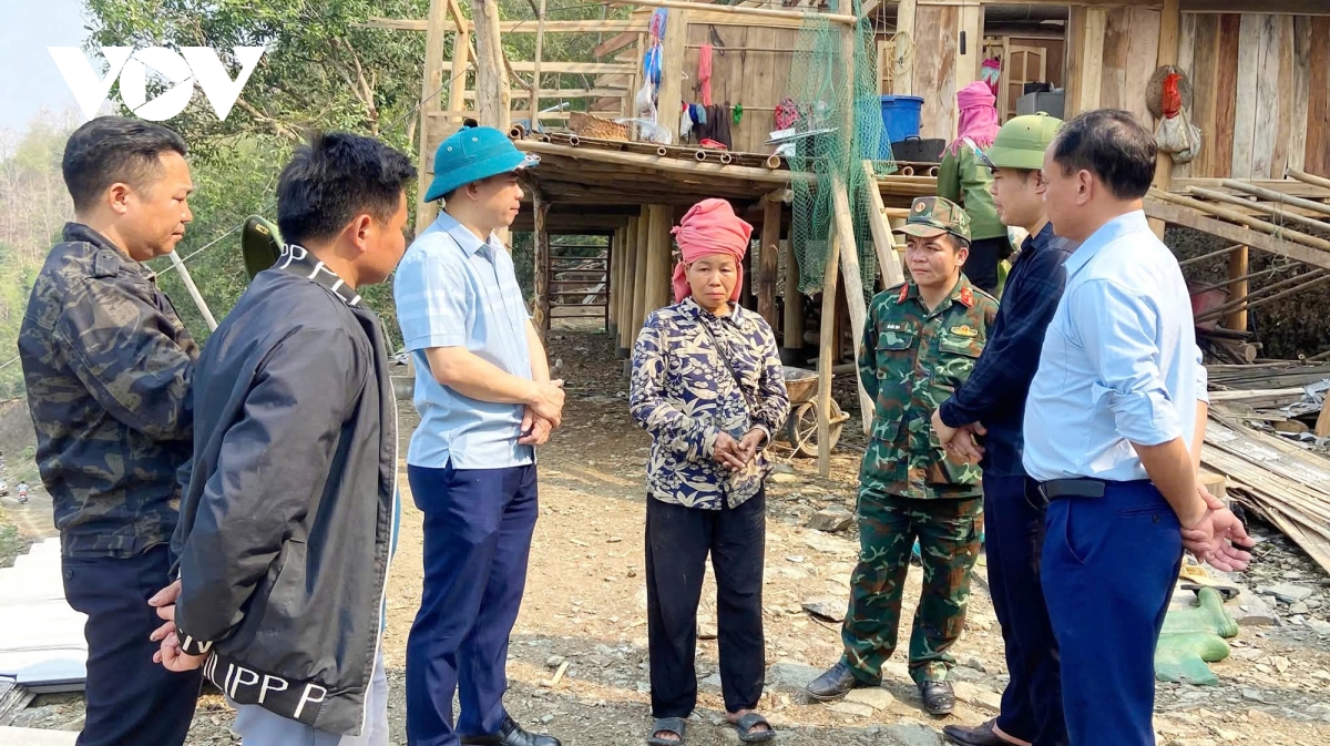 set, dong loc tai son la lam 1 nguoi chet, hon 100 nha bi toc mai hinh anh 3