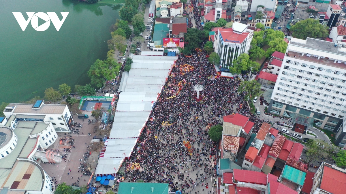 lang son don hon 1 trieu luot khach dip le hoi den ky cung - ta phu nam 2026 hinh anh 2