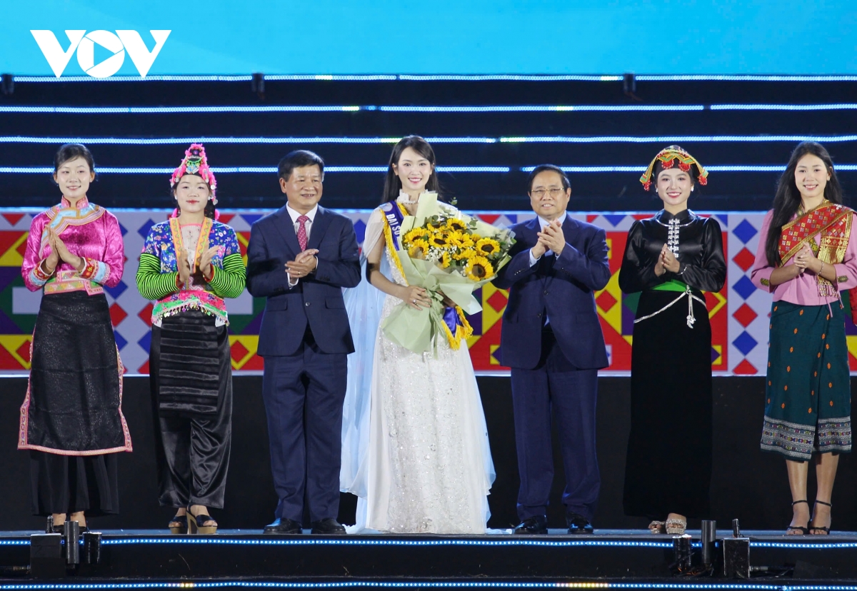 thu tuong pham minh chinh du le khai mac le hoi hoa ban nam 2026 hinh anh 6