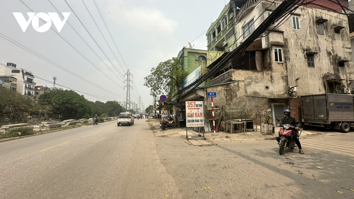 vuong giai phong mat bang, du an duong tam trinh, ha noi i ach keo dai hinh anh 10