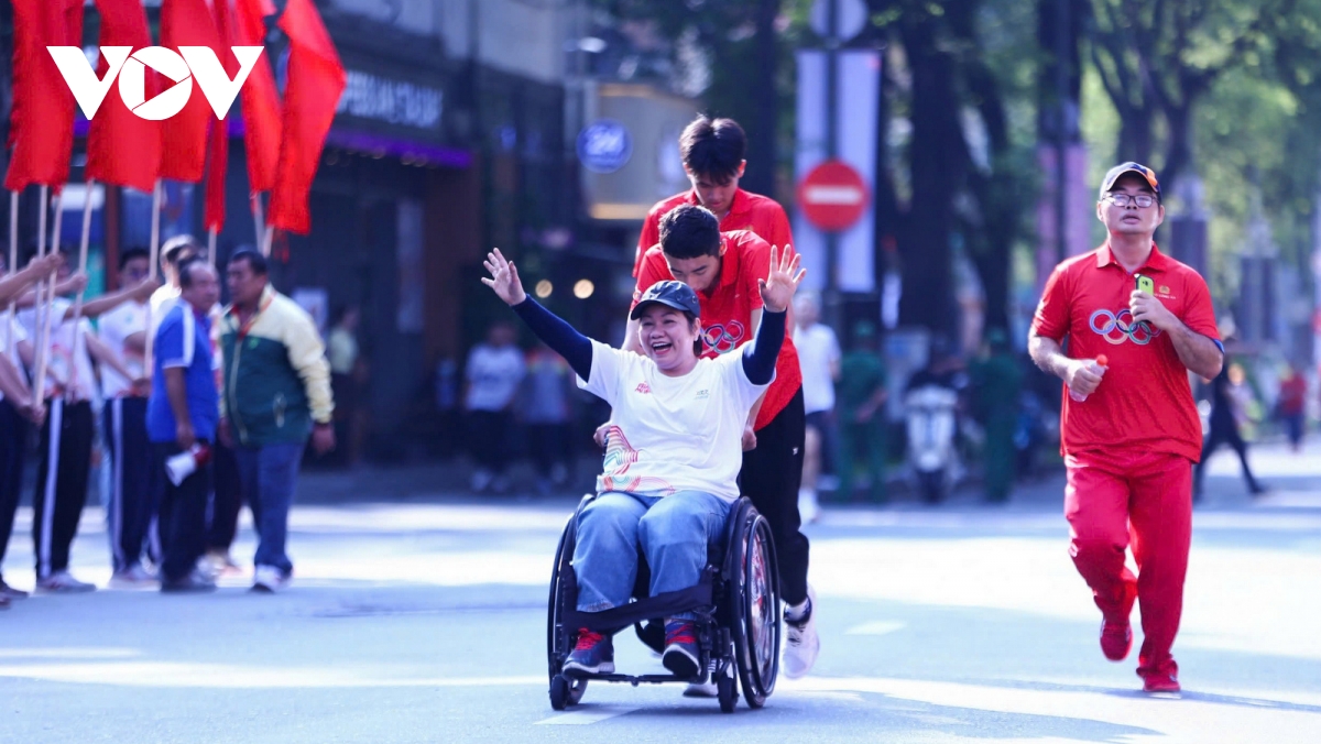 6.000 nguoi tai tp.hcm tham du ngay chay olympic vi suc khoe toan dan hinh anh 1