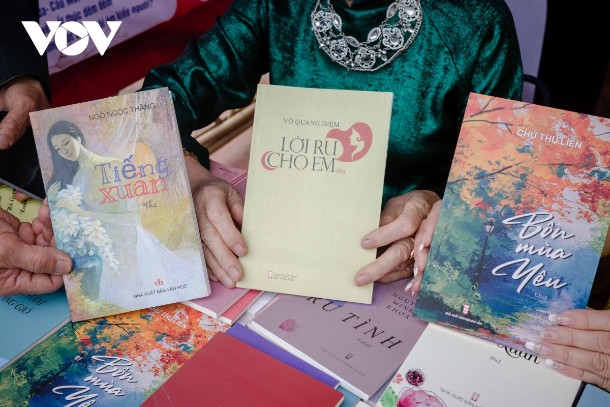 tu van mieu mua xuan, ngay tho ha noi 2026 gui khat vong ra bien lon hinh anh 9