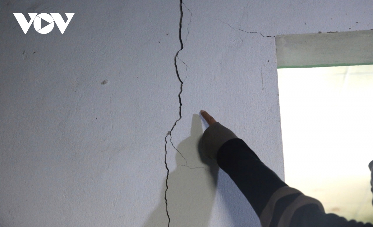 doanh nghiep no min khai thac da lam hong nha dan o quang tri hinh anh 4