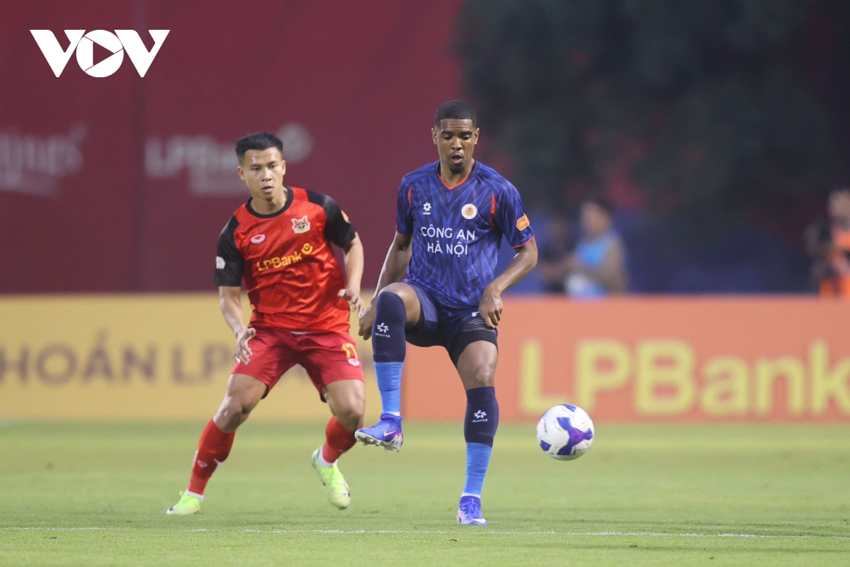 sau vong 16 v-league 2025 2026 song ma dua vo dich hinh anh 2