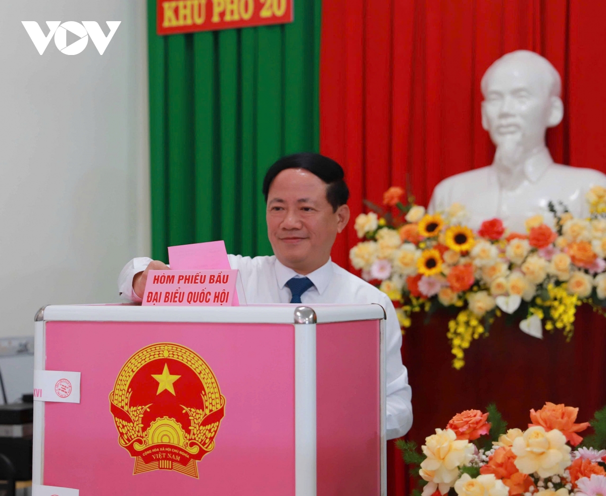 gia lai ghi nhan 99,76 cu tri di bo phieu bau cu hinh anh 1