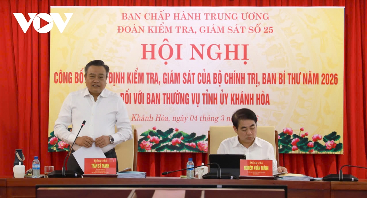 Chủ nhiệm Ủy ban Kiểm tra Trung ương Trần Sỹ Thanh làm việc tại Khánh Hòa