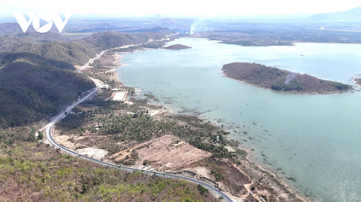 quoc lo 28b gap rut can dich, mo truc lien ket rung bien hinh anh 13