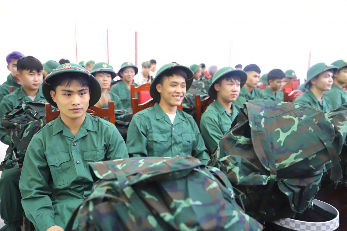 thanh nien mien nui, hai dao quang ninh ron rang chuan bi tong quan hinh anh 8