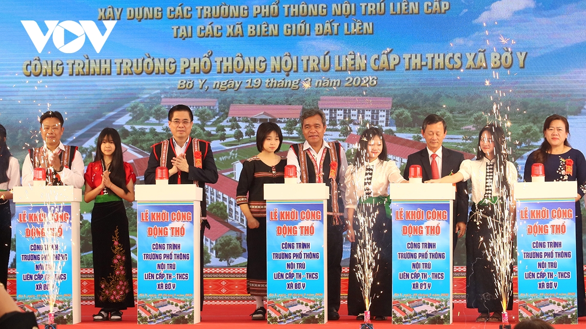 cap nhat Dong loat khoi cong cac truong noi tru tai khu vuc bien gioi dat lien hinh anh 16